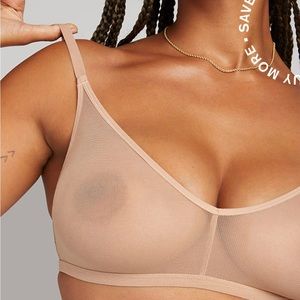 Negative size 1: Black, Nude, Nude with black trim